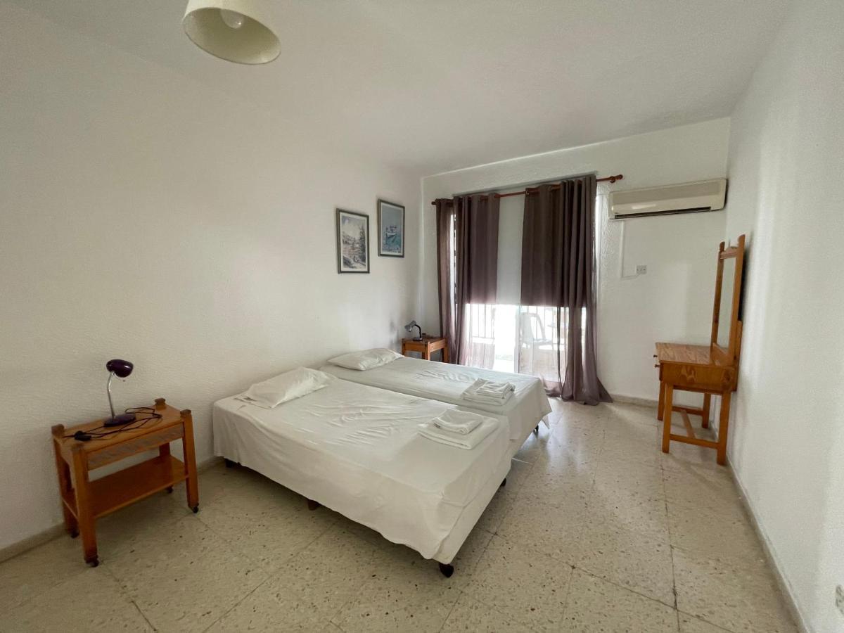 Dream Studio270M From The Beach Paphos Luaran gambar