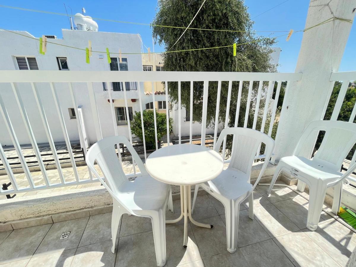 Dream Studio270M From The Beach Paphos Luaran gambar